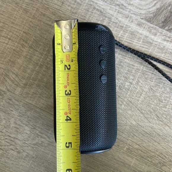 HIGH SIERRA KODIAK IPX7 Outdoor Bluetooth Speaker - Picture 7 of 9